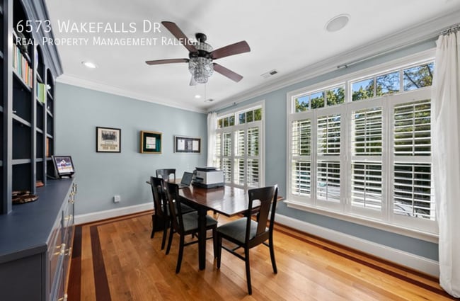 Building Photo - 6573 Wakefalls Dr