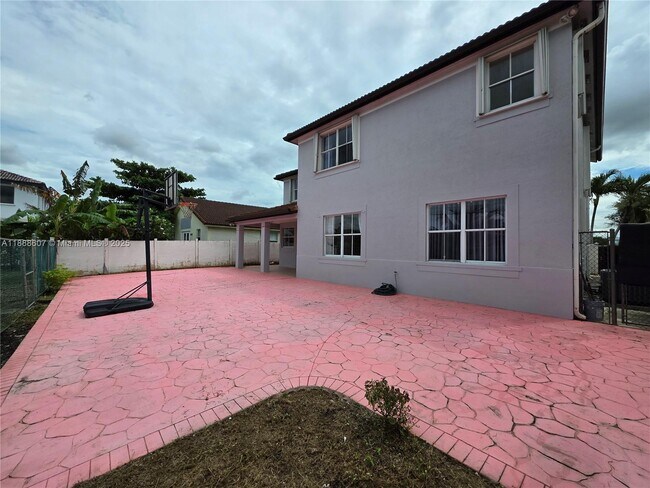 Building Photo - 14843 SW 24th St