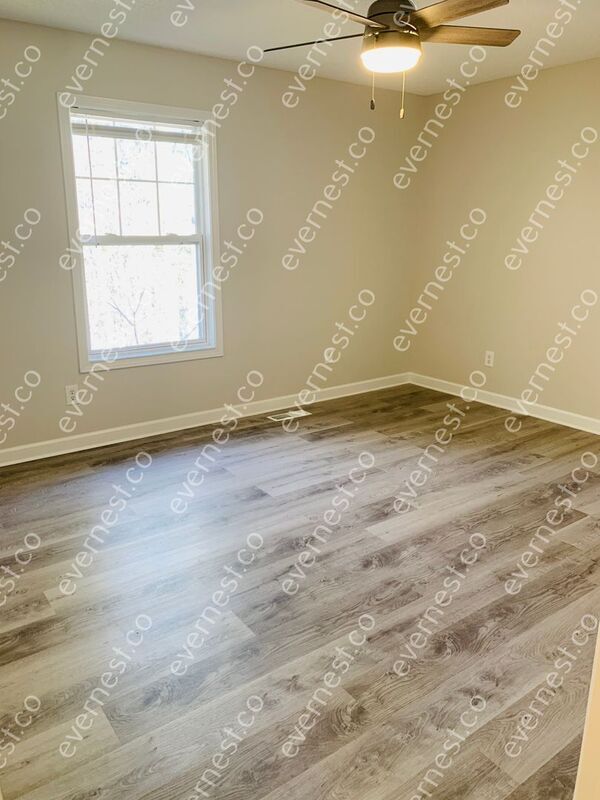 Building Photo - 213 Alpine Dr