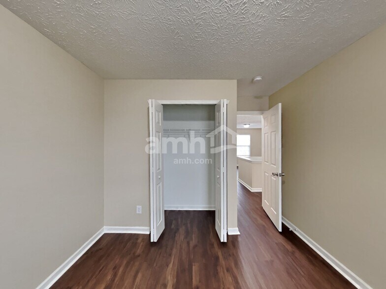 Building Photo - 2488 Liatris Dr
