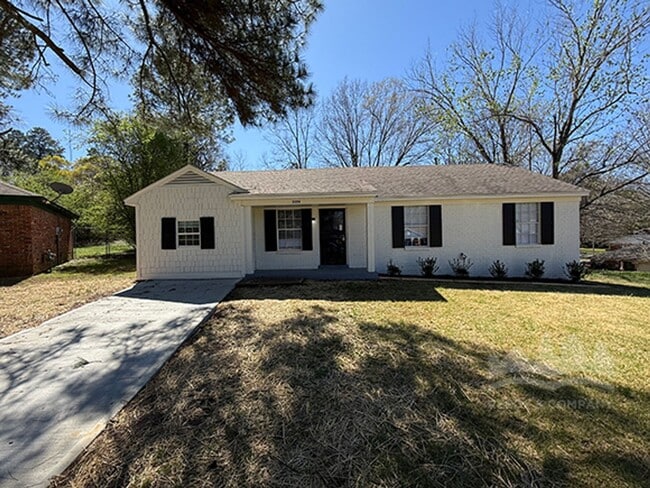 Building Photo - 3359 Spring Water Cove
