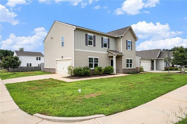 Building Photo - 10 Nordette Ln