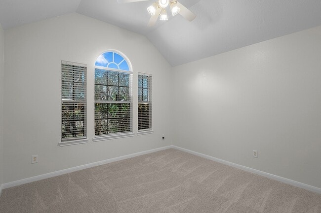 Building Photo - 6222 Founding Dr