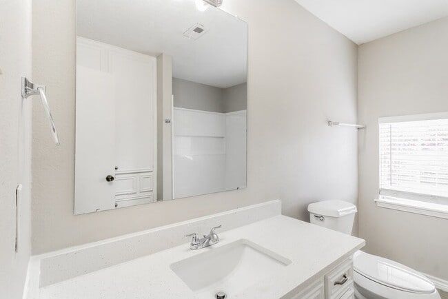 Building Photo - 14031 Crosshaven Dr