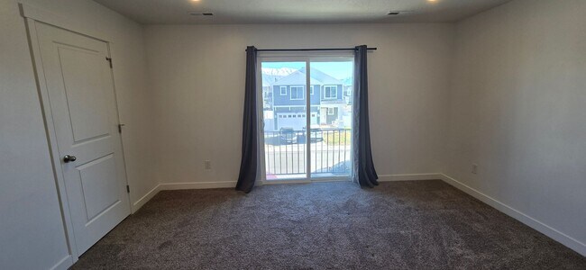 Building Photo - 3 Bed 2 Bath Townhouse in Lehi!!
