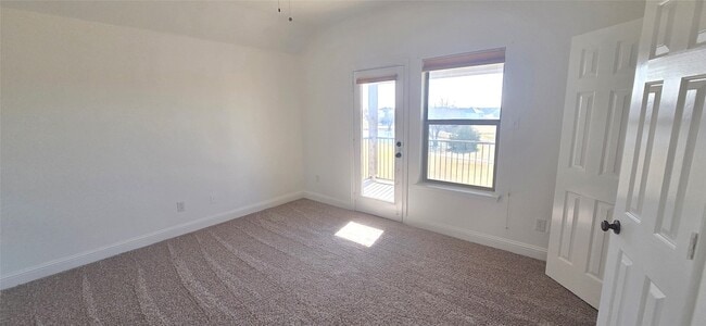 Building Photo - 2009 Stone River Blvd