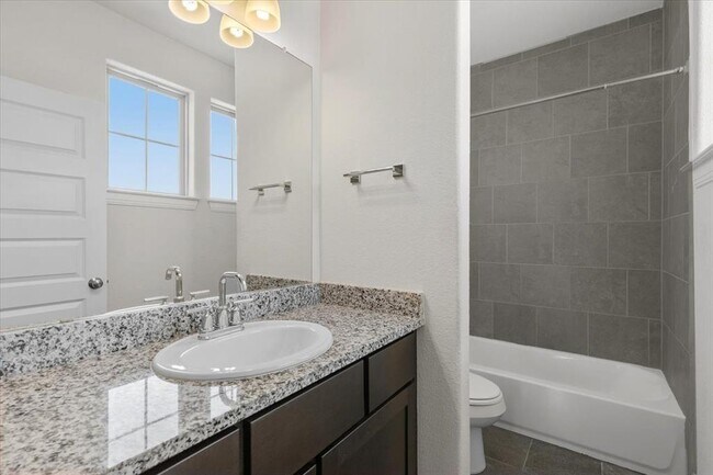 Building Photo - 540 Faith Dr