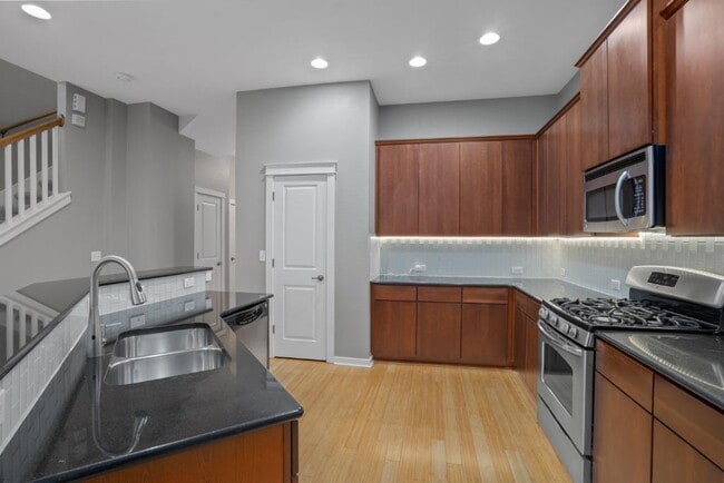 Building Photo - 4240 Berkman Dr