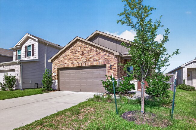 Building Photo - 16737 Oak Bough Dr