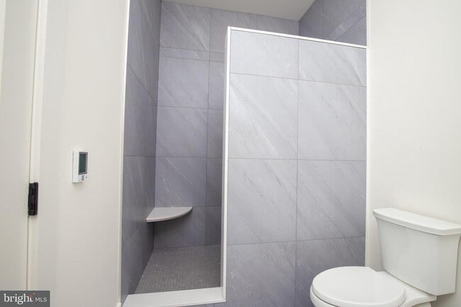 Building Photo - 71 S Main St