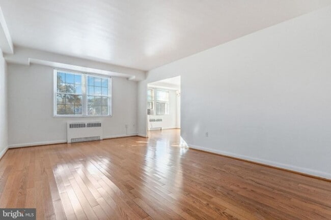 Building Photo - Spacious Tuscany/Canterbury 1bd/1ba Condo with W/D! Available 8/14