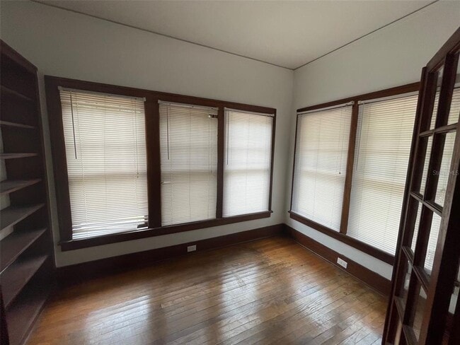 Building Photo - 2635 W University Ave