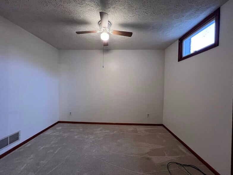 Building Photo - 184 Pennsylvania Ave