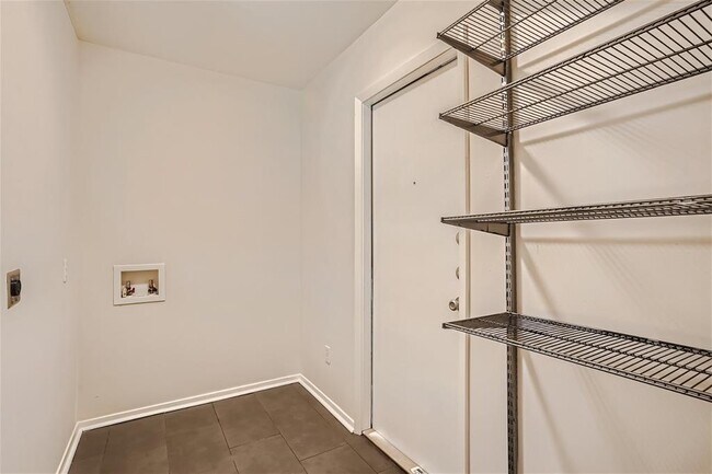 Building Photo - 2202 Colfax Ave