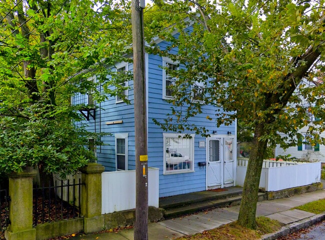 Street view of 21 Washington St - 21 Washington St