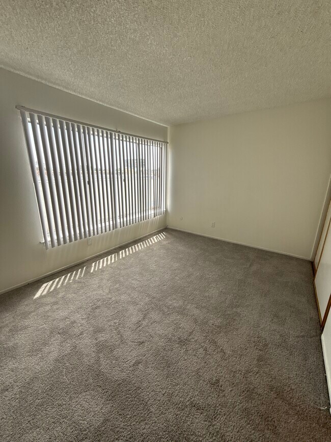 BEDROOM - 14106 Cerise Ave