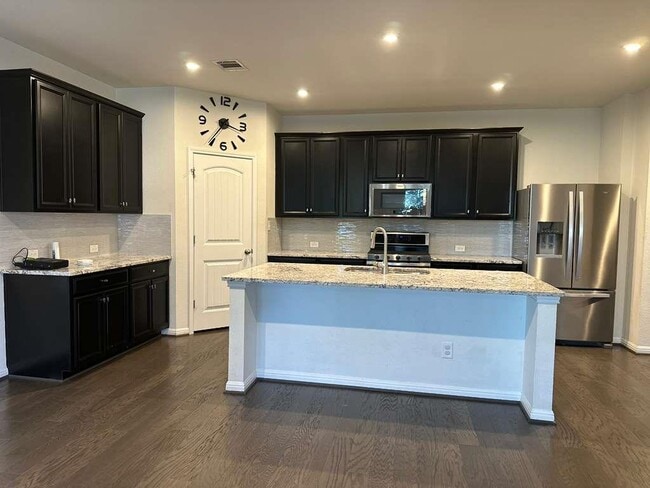 Building Photo - 2921 Barbed Wire St