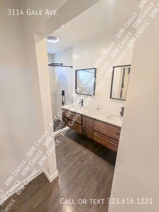 Building Photo - 3114 Gale Ave