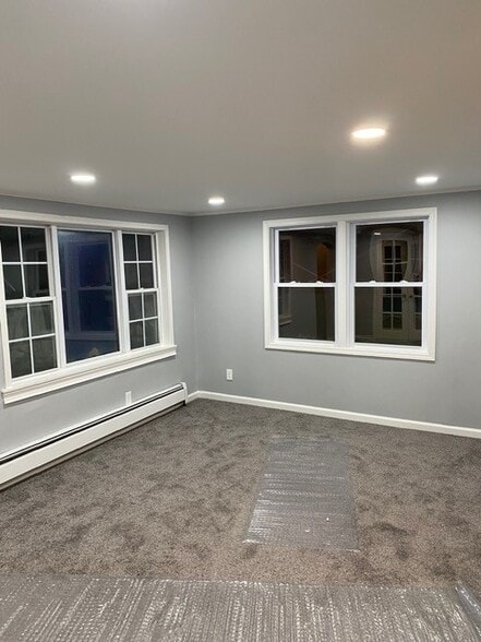 Building Photo - 2667 Wehrle Dr