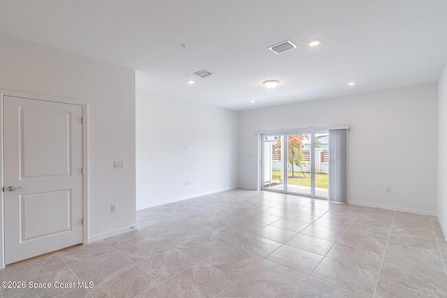 Building Photo - 5115 Inspire Ln