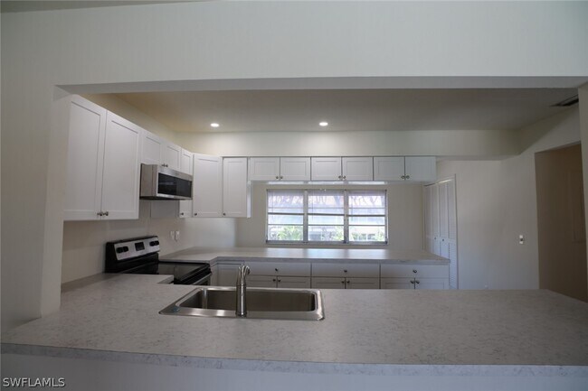Building Photo - 4012 Coronado Pkwy