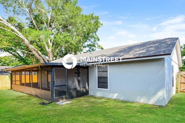 Building Photo - 3 Bedroom Pet-Friendly Home in Orlando, FL with Main Street Renewal