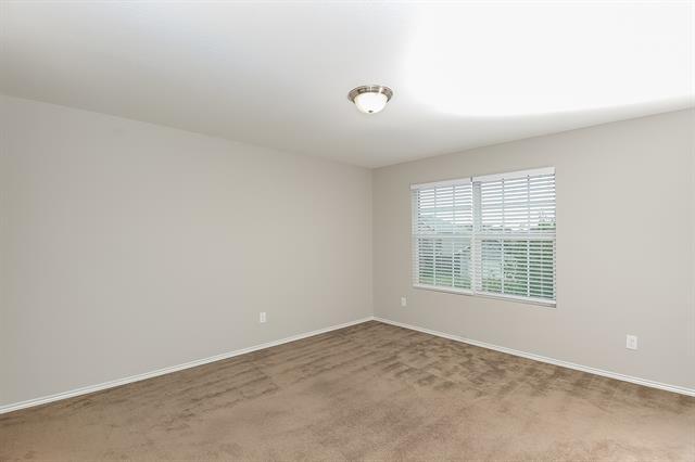 Building Photo - 8536 Star Thistle Dr