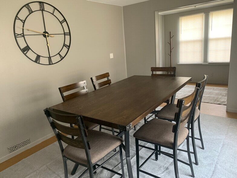 Building Photo - 19 Hartzell Ave