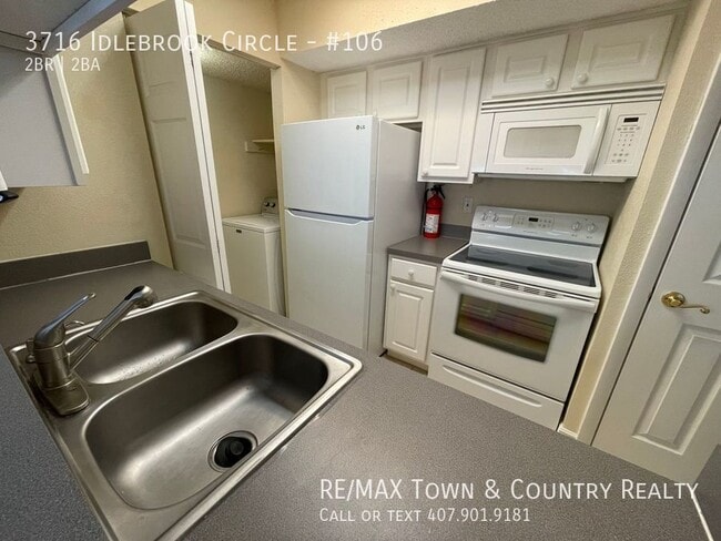 Building Photo - 3716 Idlebrook Cir