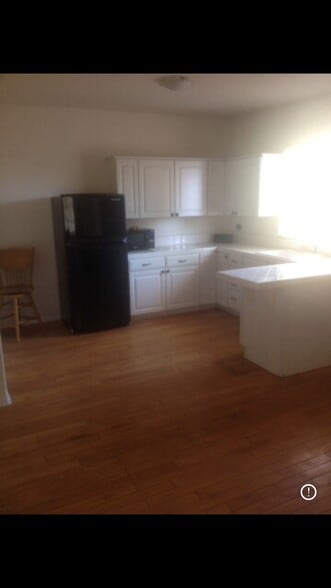 Building Photo - 8960 Camellia Ct