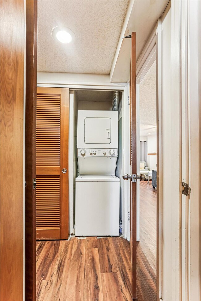 Building Photo - 170 Ocean Hibiscus Dr