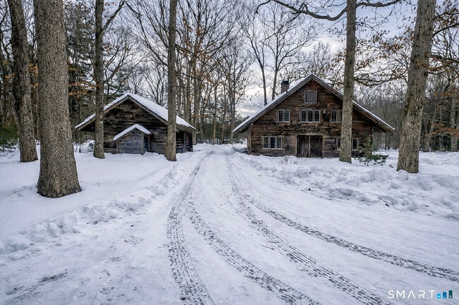 Building Photo - 45 Hoppen Rd