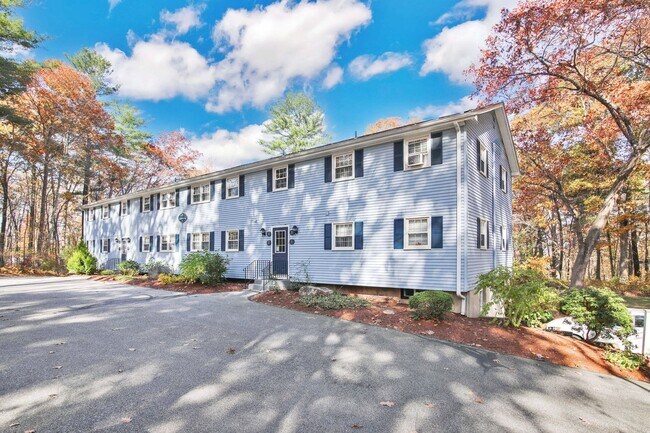 Building Photo - Andover, CT- One bedroom one bath apt in a gorgeous country setting.  It is time for a new start!