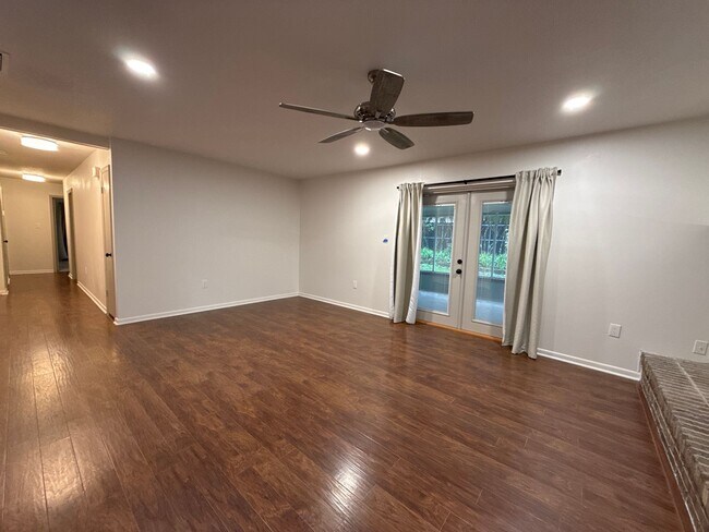Building Photo - Amazing Location & Spacious Corner Lot!
