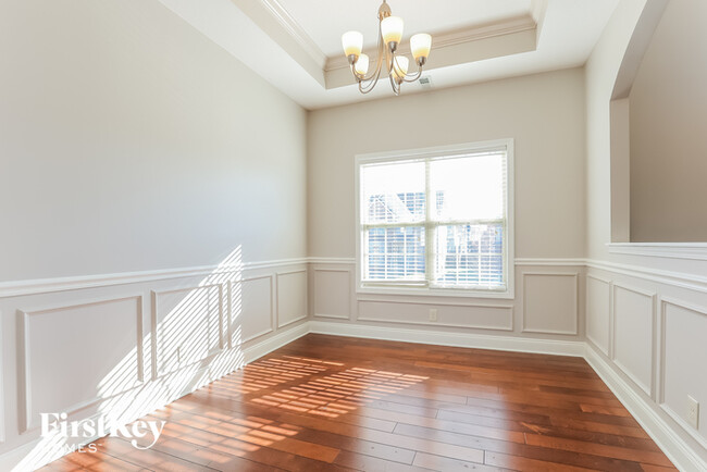 Building Photo - 3724 Windhaven Ct