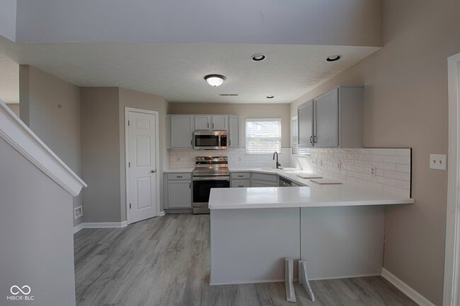 Building Photo - 7866 Sergi Canyon Dr
