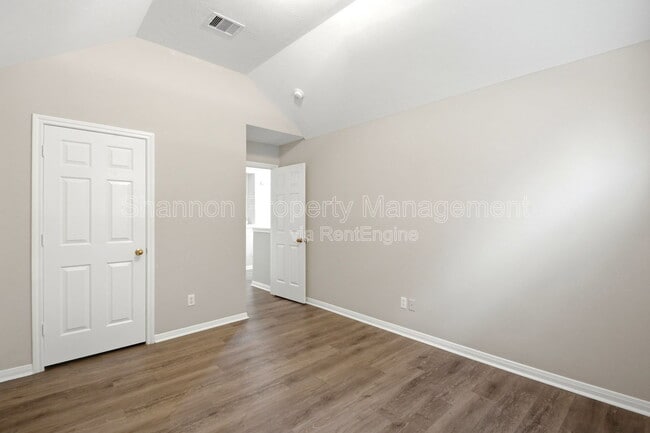 Building Photo - 3924 Highland Vale Ct