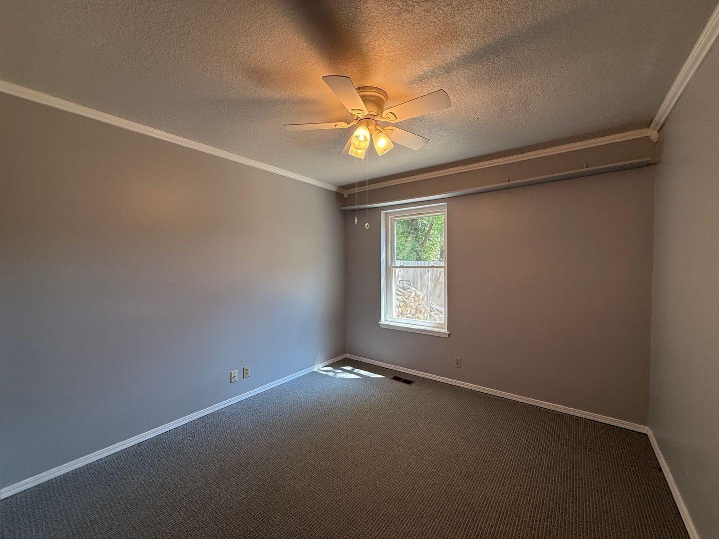 Building Photo - 2103 Park Pl