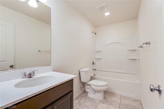 Building Photo - 9858 W Meranto Ave