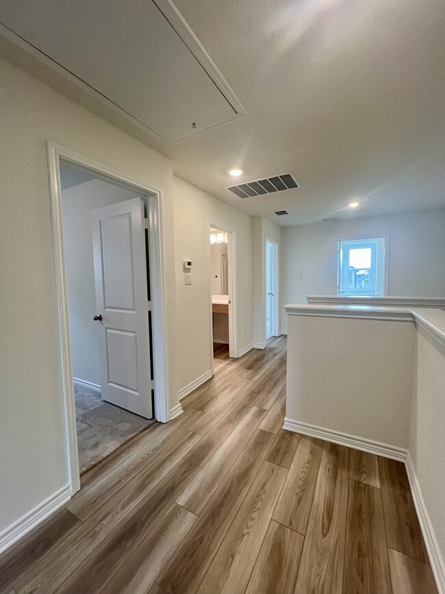 Building Photo - 14839 Vance Jackson Rd