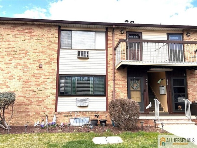 Building Photo - 532 Cricket Ln