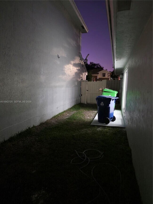 Building Photo - 3832 NW 107th Way