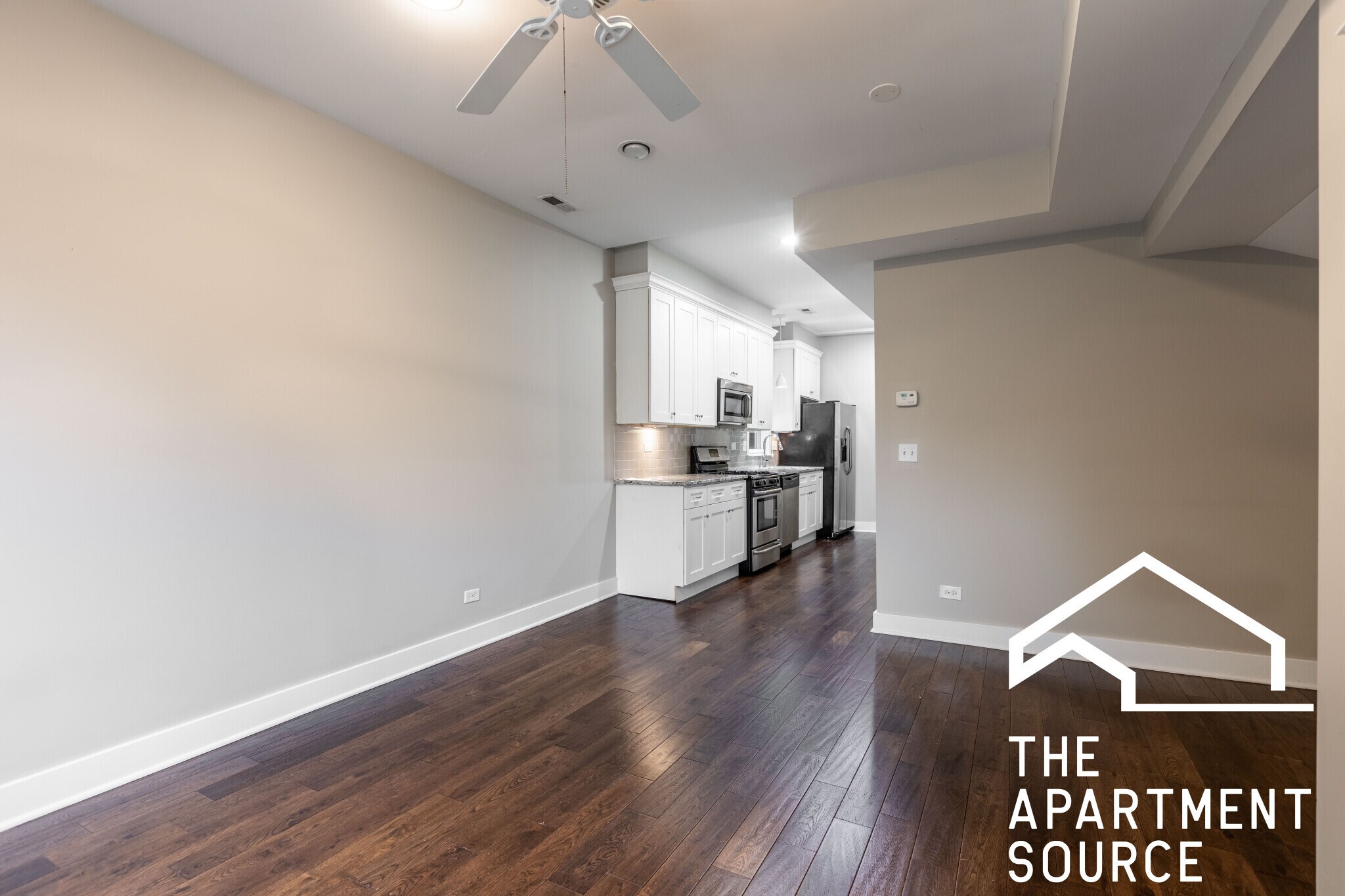 Building Photo - 2449 N Ashland Ave