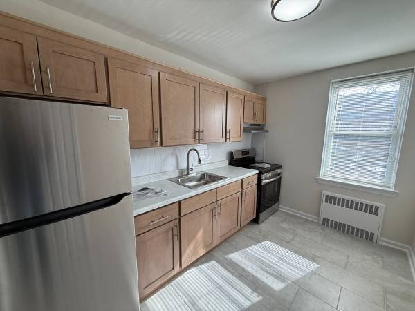 Building Photo - 34 Park Ave