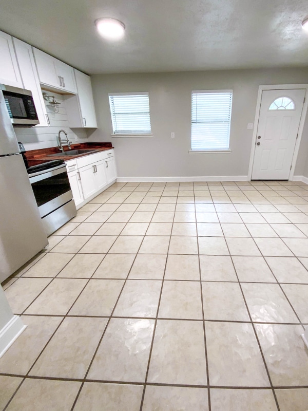 Building Photo - 411 Braxton Ave