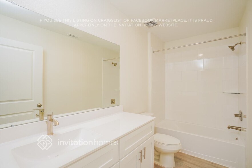 Building Photo - 13495 Maltessa Dr