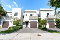 Building Photo - 481 SW 91st Ct