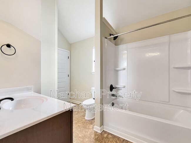 Building Photo - 101 Verdana Ct