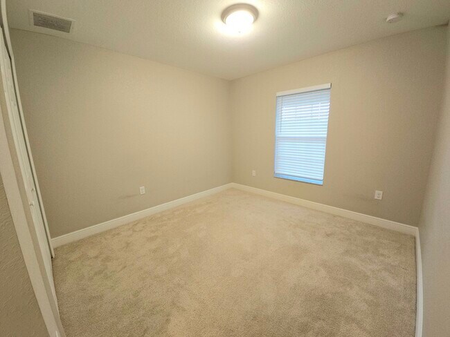 Building Photo - 106 Marion Oaks Pass