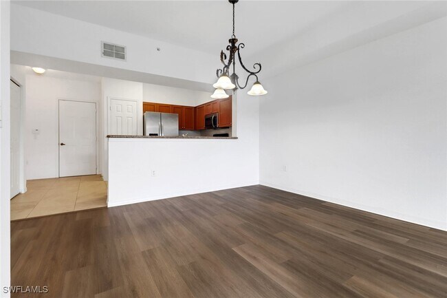 Building Photo - 20201 Estero Gardens Cir